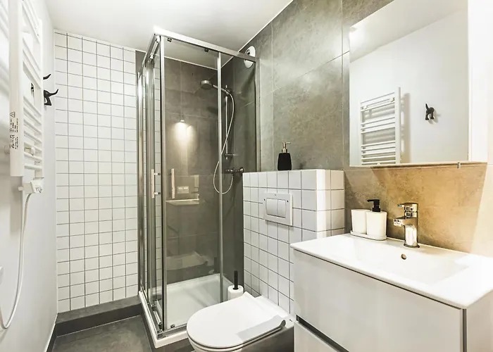 Komfort W Centrum Z Klimatyzacja شقة