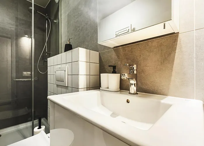 Komfort W Centrum Z Klimatyzacja فروتسواف