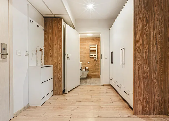 Komfort W Centrum Z Klimatyzacja شقة فروتسواف